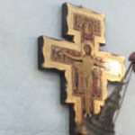 Croix de S-Damien. Eglise Saint Sauveur. Le Temple